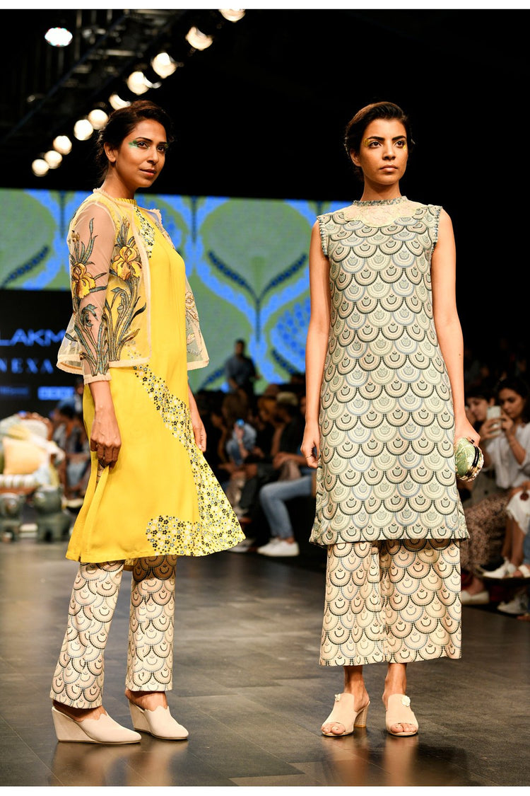 Duckegg Rayon Digital Print Tunic With Pants