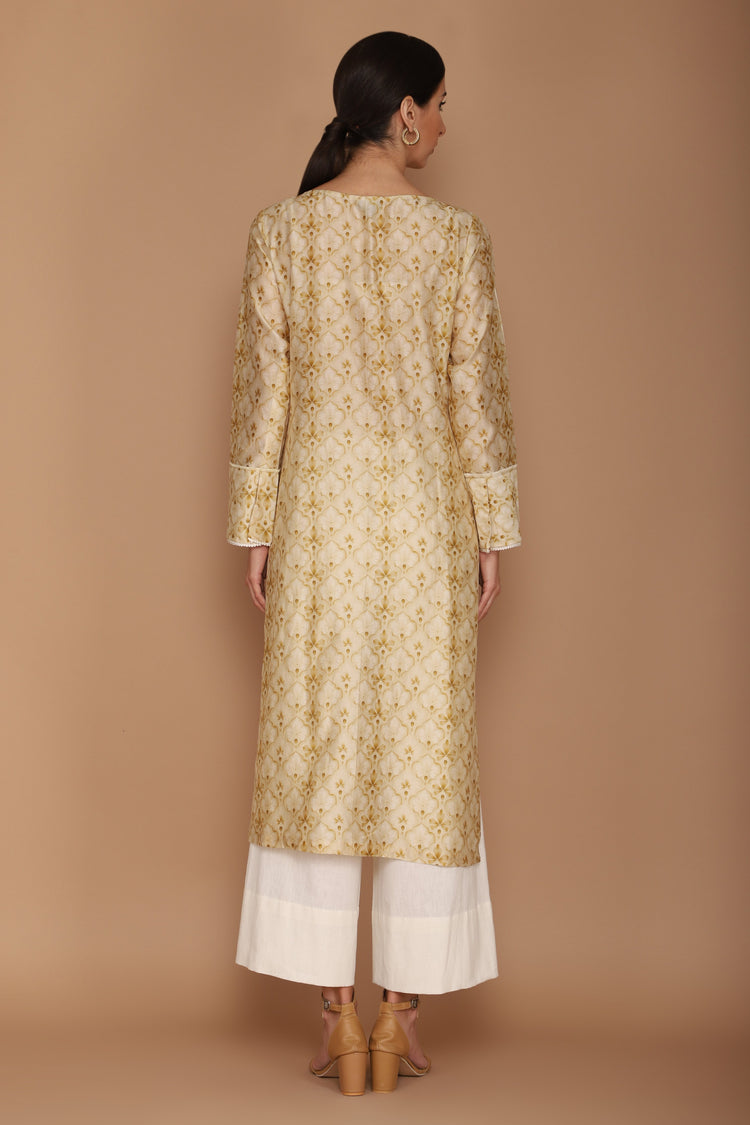 Printed Chanderi Kurta With Cotton Flex Pants And A Dupatta