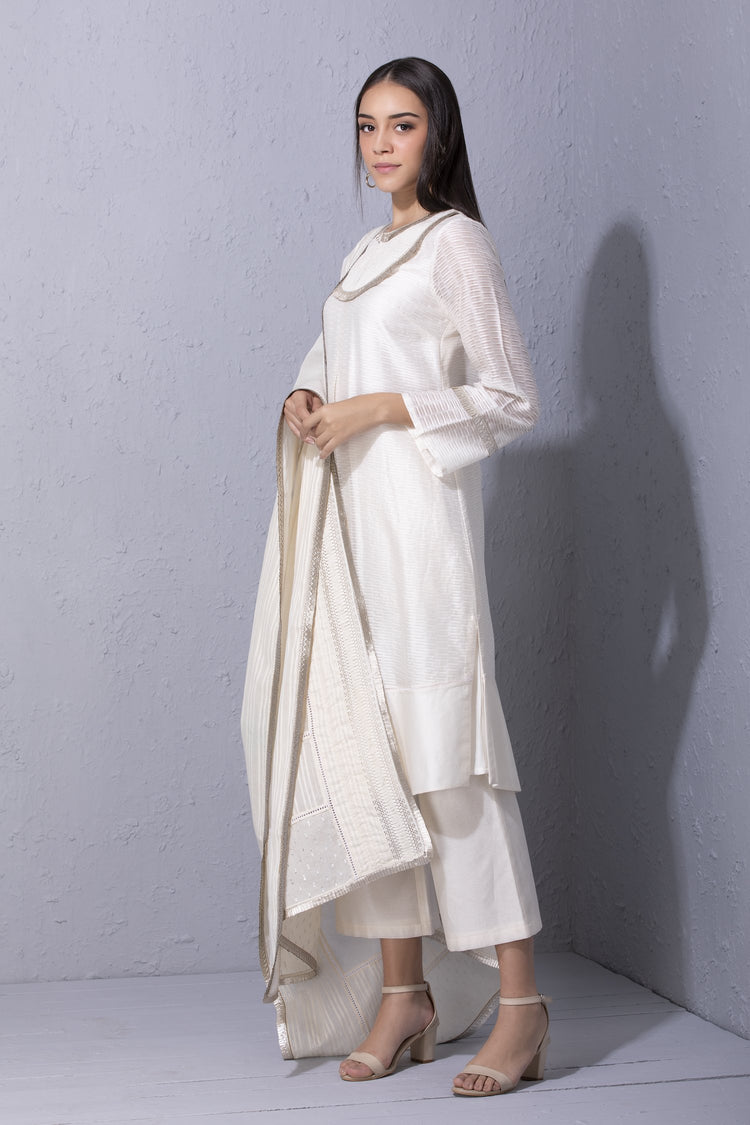 Gota Edge Ivory Cutwork Detailed Kurta