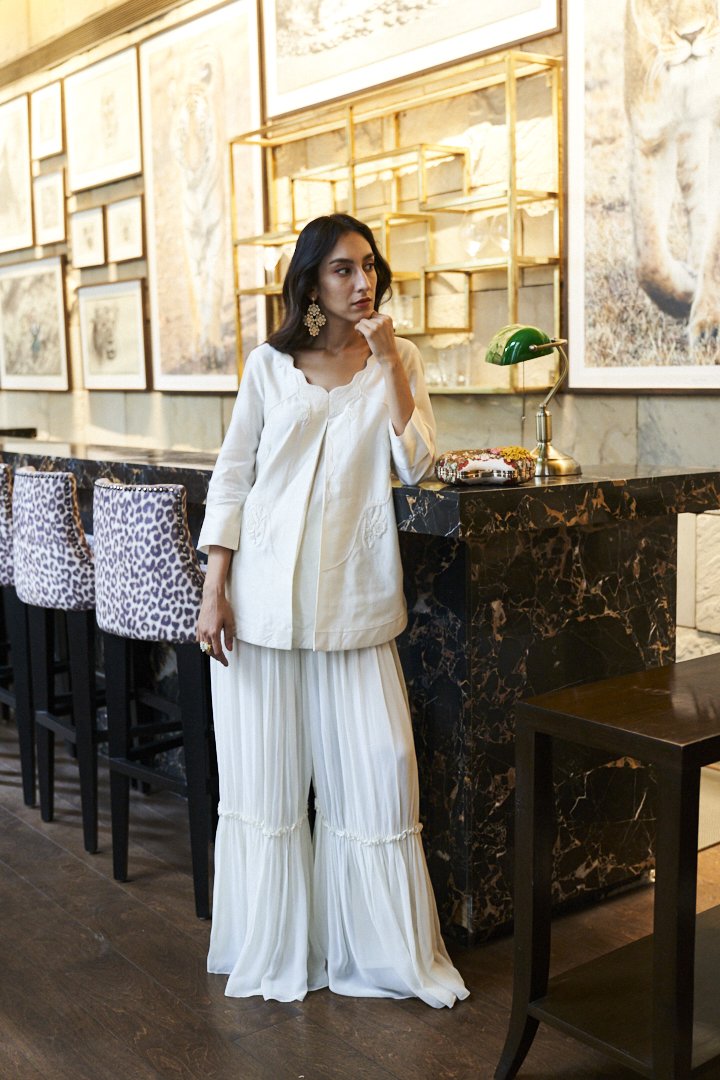 Ivory Floral Thread Embroidery Garara set