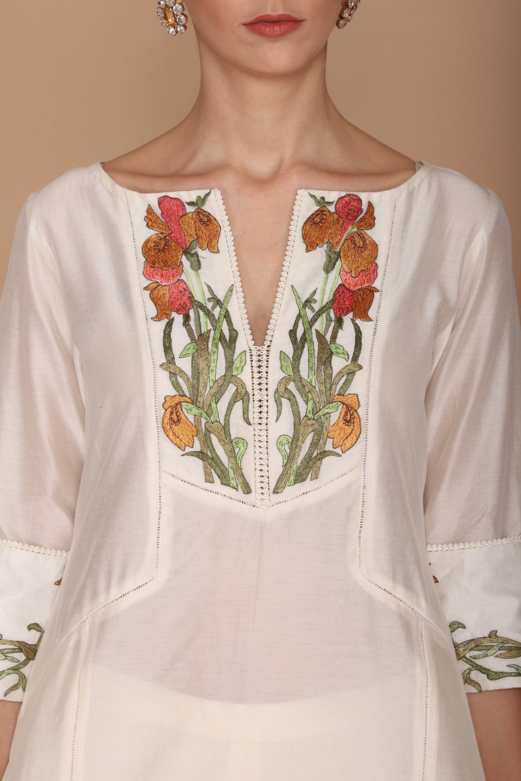 ivory embroidered kurta set