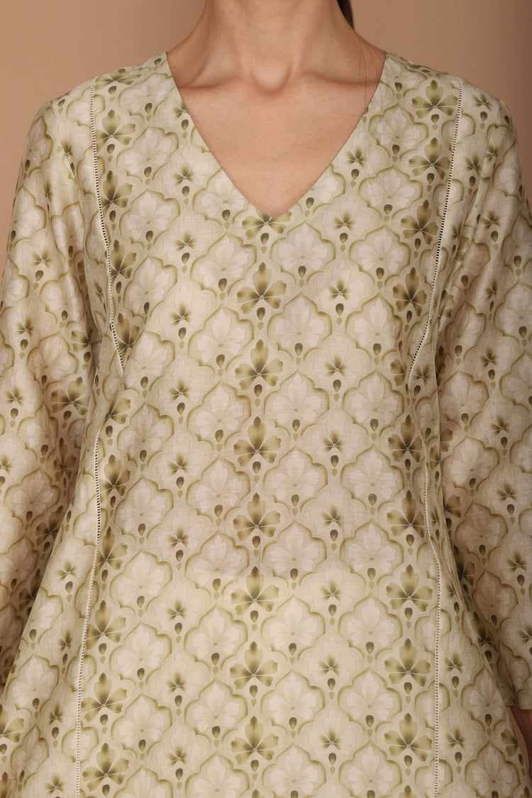 Chander Printed Kurta With Pants And Dupatta